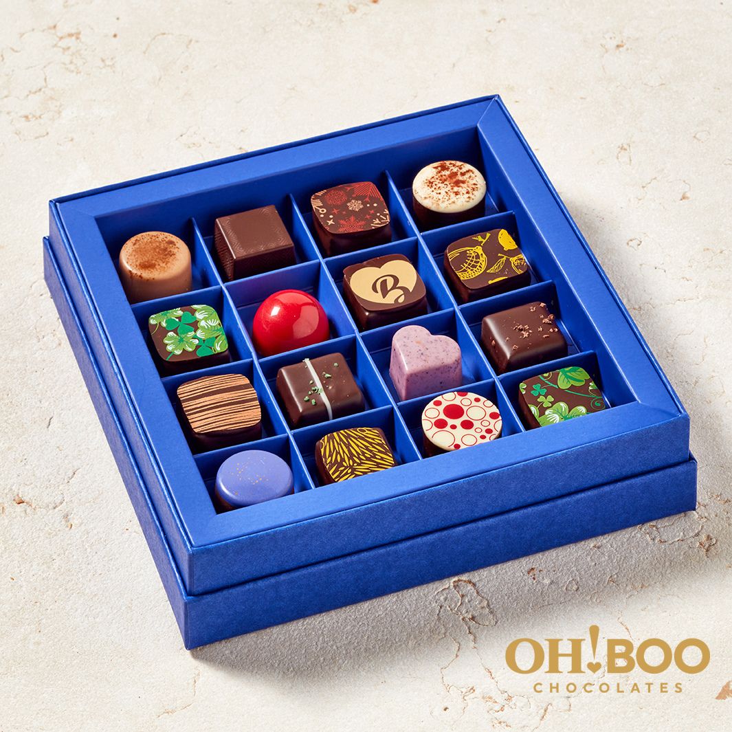 16 Piece Praline Box - Christmas